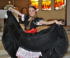 Mujer de la Costa con el traje tÃ­pico