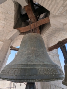 Campana Histórica en la Torre de la Catedral de Arequipa