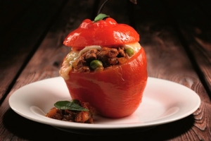 Rocoto Relleno: Un Bocado de Sabor Peruano